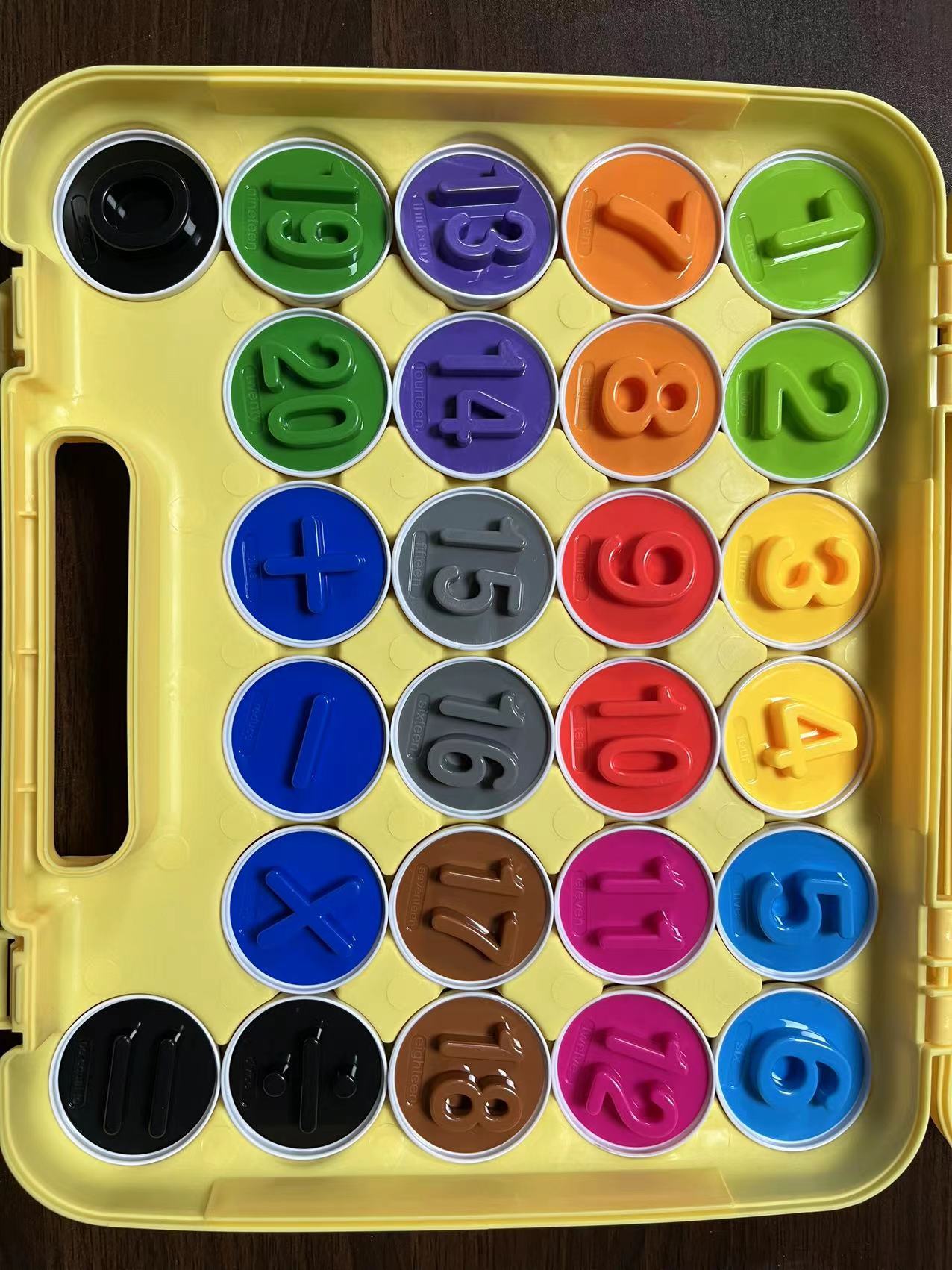 Hatch & Match – Shape Matching Eggs