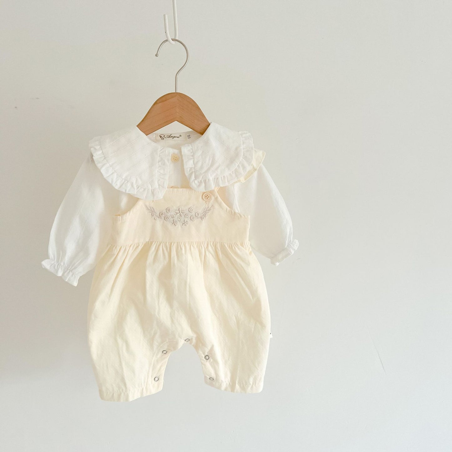 BlossomBelle – Baby Girl Suspender Romper